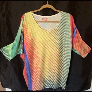 American Twist  Multi Color Top Large
